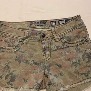 Miss Me shorts